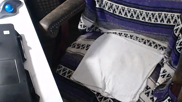 QueenDenizeAndTheCaptain online show from 10/13/25, 03:06