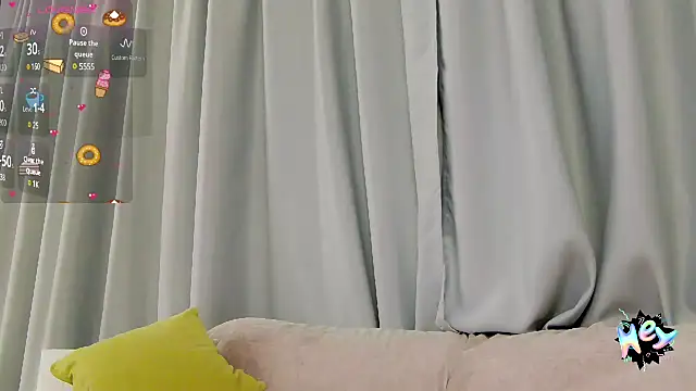 Snapshot of crystalmoon___ chatting on 03/06/25, 08:16 crystalmoon online show from 03/06/25, 08:16