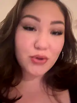 RosieDixx online show from 10/31/25, 04:24