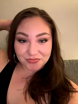 RosieDixx online show from 11/25/25, 05:18