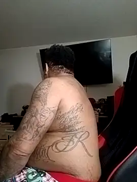 Snapshot of yellowwetfox chatting on 12/08/24, 03:00 yellowwetfox online show from 12/08/24, 03:00