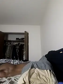 Snapshot of yellowwetfox chatting on 01/26/25, 05:02 yellowwetfox online show from 01/26/25, 05:02