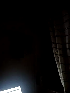 Snapshot of yellowwetfox chatting on 02/19/26, 10:11 yellowwetfox online show from 02/19/26, 10:11