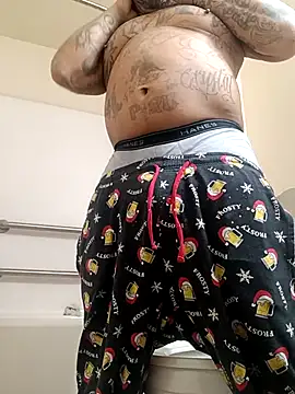 Snapshot of yellowwetfox chatting on 02/22/26, 08:13 yellowwetfox online show from 02/22/26, 08:13