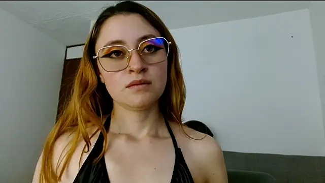 Juls winter  online show from 04/17/26, 07:39