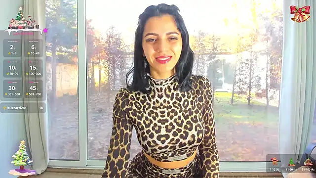 Snapshot of Sarabecker chatting on 12/20/24, 09:32 Sarabecker online show from 12/20/24, 09:32