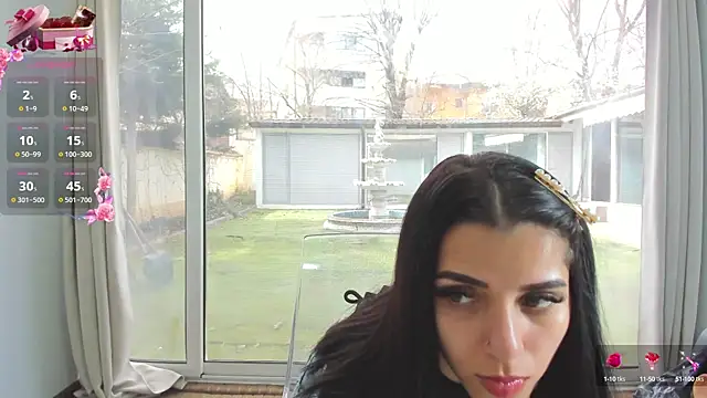 Snapshot of Sarabecker chatting on 03/14/25, 10:18 Sarabecker online show from 03/14/25, 10:18