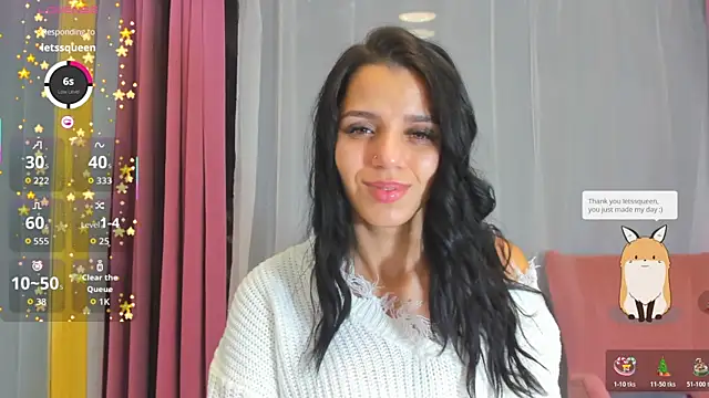 Snapshot of Sarabecker chatting on 12/14/25, 06:19 Sarabecker online show from 12/14/25, 06:19