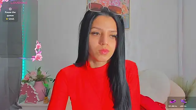 Sarabecker online show from 04/23/26, 06:36