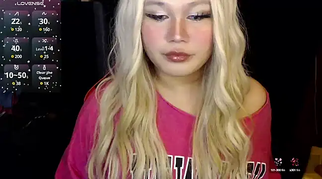 Snapshot of stacey_wills44 chatting on 03/04/25, 08:38 stacey wills44 online show from 03/04/25, 08:38