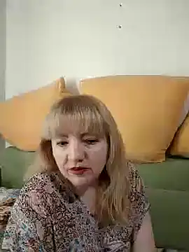 Snapshot of stefanyharper16 chatting on 10/08/25, 05:27 stefanyharper16 online show from 10/08/25, 05:27