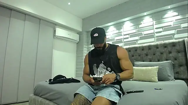 romeolovedark online show from 02/19/25, 04:55