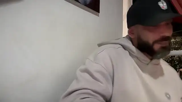 romeolovedark online show from 10/19/25, 08:04