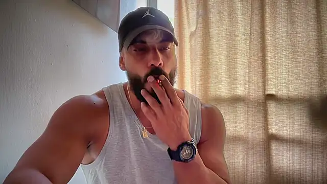 romeolovedark online show from 03/31/26, 07:58