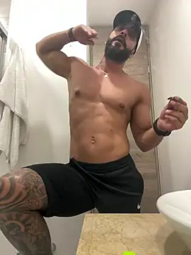 romeolovedark online show from 04/22/26, 06:53