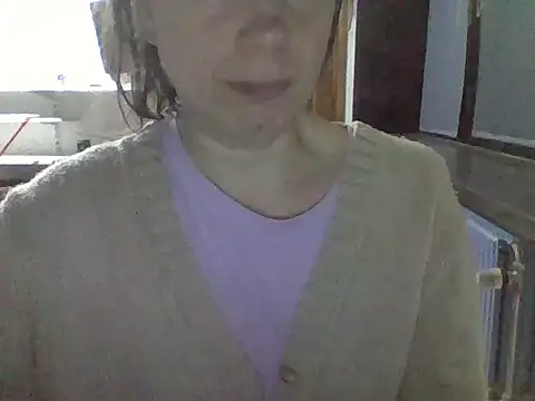 Moi Lina online show from 11/15/25, 01:25