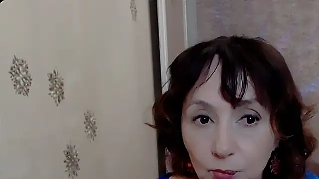 AnnieEltgant online show from 05/05/26, 03:42