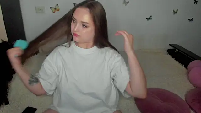 Snapshot of NataliEvans chatting on 07/14/26, 09:42 NataliEvans online show from 07/14/26, 09:42