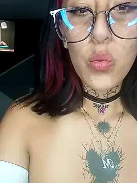 Mariana Joness online show from 01/01/25, 05:22