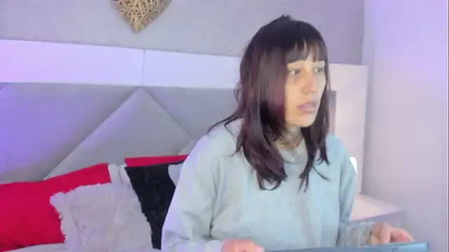 Mariana Joness online show from 04/22/26, 03:20