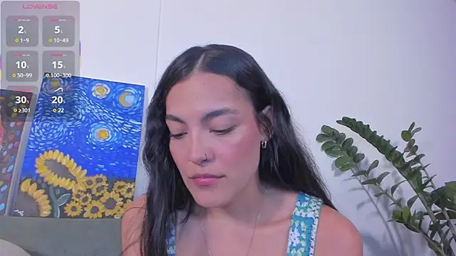 TIFFANYRUSSO online show from 03/18/26, 06:16