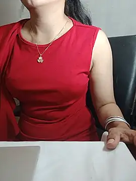 Snapshot of Chanchal--Navya chatting on 06/23/26, 06:28 Chanchal--Navya online show from 06/23/26, 06:28