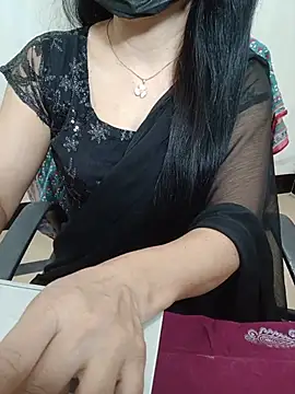 Snapshot of Chanchal--Navya chatting on 07/12/26, 06:21 Chanchal--Navya online show from 07/12/26, 06:21