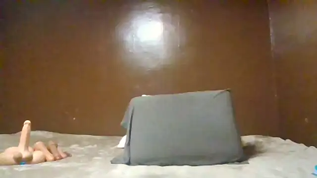 Heavenskyyee online show from 10/25/25, 01:46