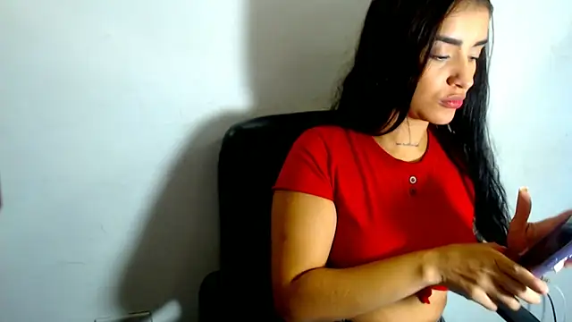 lorensweet77 online show from 12/17/24, 04:43