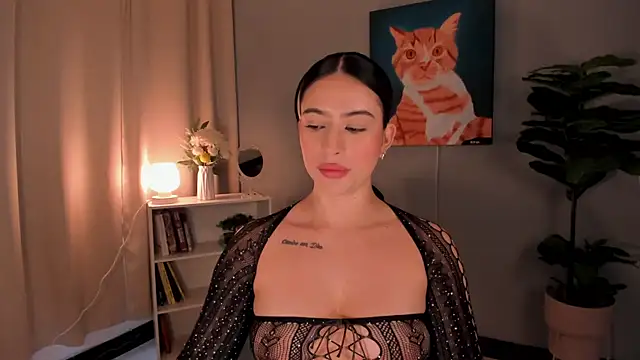 LiaPearce online show from 10/20/25, 12:27