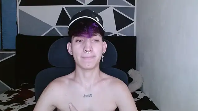 littlextreme online show from 12/15/24, 02:41