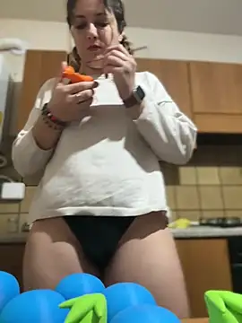 DaisyVibesss online show from 01/22/25, 09:02