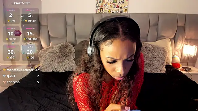 Snapshot of Nickytouse chatting on 03/12/25, 01:58 Nickytouse online show from 03/12/25, 01:58