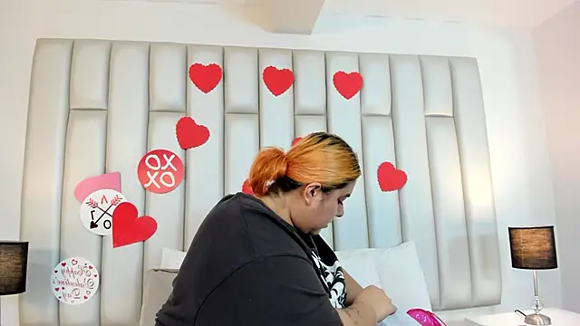 aandreaperez online show from 02/13/25, 11:50