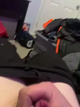 Hugetings online show from 12/20/25, 02:18