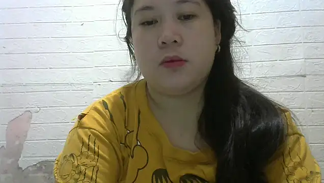Snapshot of hotsexylyn chatting on 09/12/25, 05:29 hotsexylyn online show from 09/12/25, 05:29