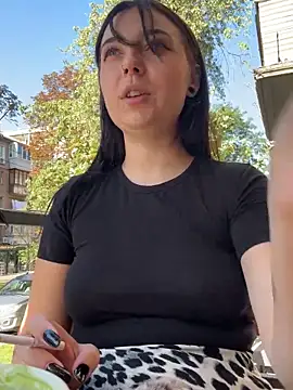 Snapshot of hanahaki chatting on 09/21/25, 08:49 hanahaki online show from 09/21/25, 08:49