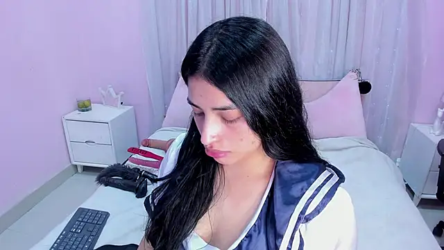 Snapshot of Kirara_22 chatting on 10/01/25, 07:53 Kirara 22 online show from 10/01/25, 07:53