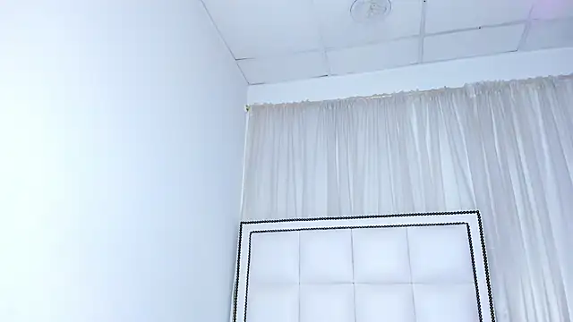 Kirara 22 online show from 05/27/26, 01:57