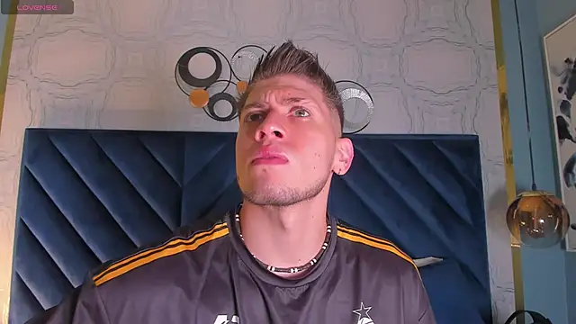 SebastianMaximoff online show from 01/21/25, 11:56