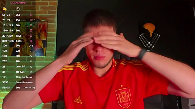 SebastianMaximoff online show from 02/06/25, 01:21