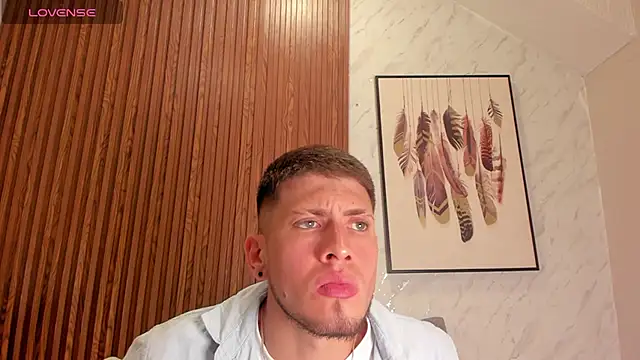 SebastianMaximoff online show from 10/02/25, 07:43