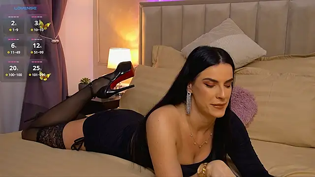 SereneRhodes online show from 12/18/24, 06:43