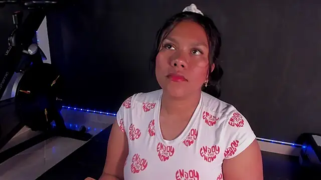 ale cam online show from 12/31/24, 02:08