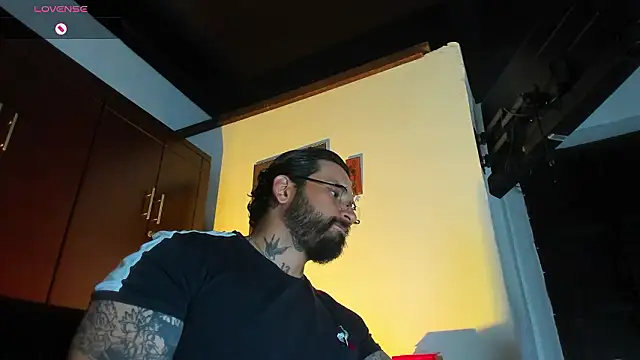 CamiloGray  online show from 02/04/26, 02:56