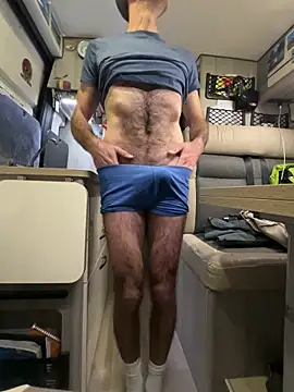 Snapshot of Hairy_athlete chatting on 01/02/25, 04:35 Hairy athlete online show from 01/02/25, 04:35