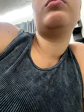 Snapshot of mariatudulceadiccion chatting on 10/30/25, 02:35 mariatudulceadiccion online show from 10/30/25, 02:35