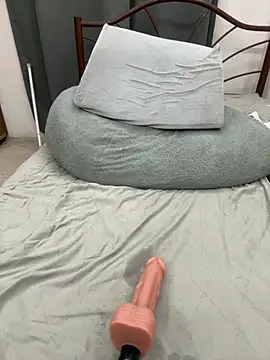 Snapshot of mariatudulceadiccion chatting on 11/27/25, 02:35 mariatudulceadiccion online show from 11/27/25, 02:35