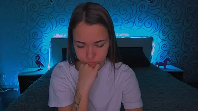 AlexaBarkley online show from 12/02/24, 03:26