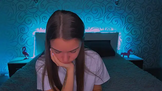 AlexaBarkley online show from 12/08/24, 03:21